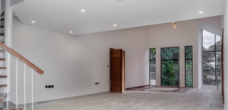 Karen Stunning 5 bedrooms