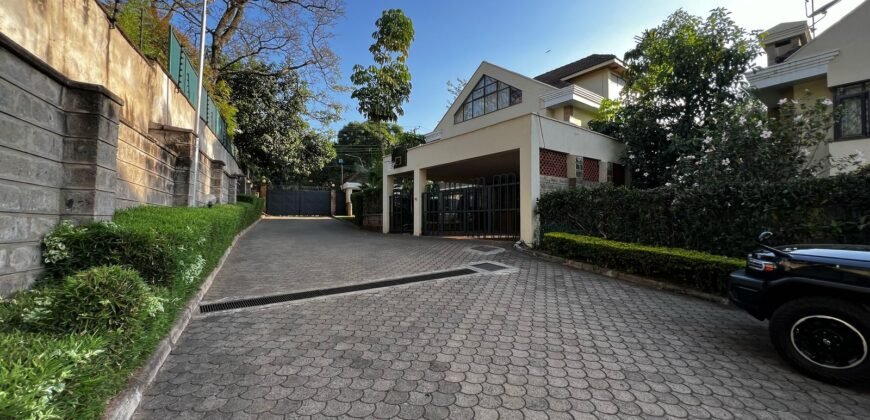 LAVINGTON – 4 TOWNHOUSES FOR SALE