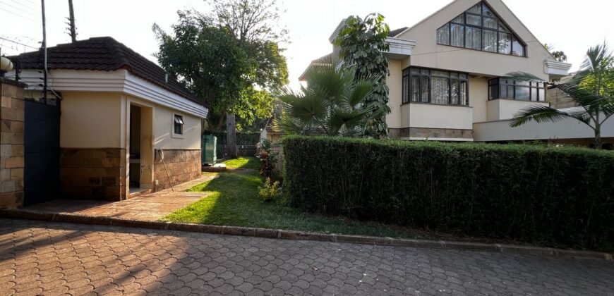 LAVINGTON – 4 TOWNHOUSES FOR SALE