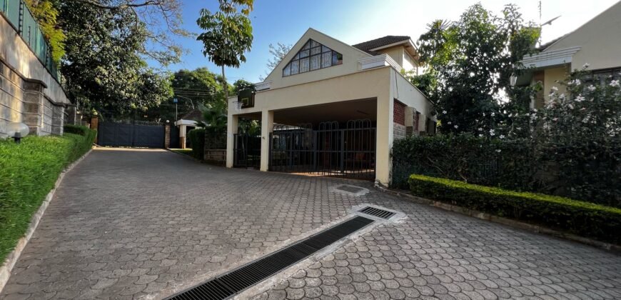 LAVINGTON – 4 TOWNHOUSES FOR SALE